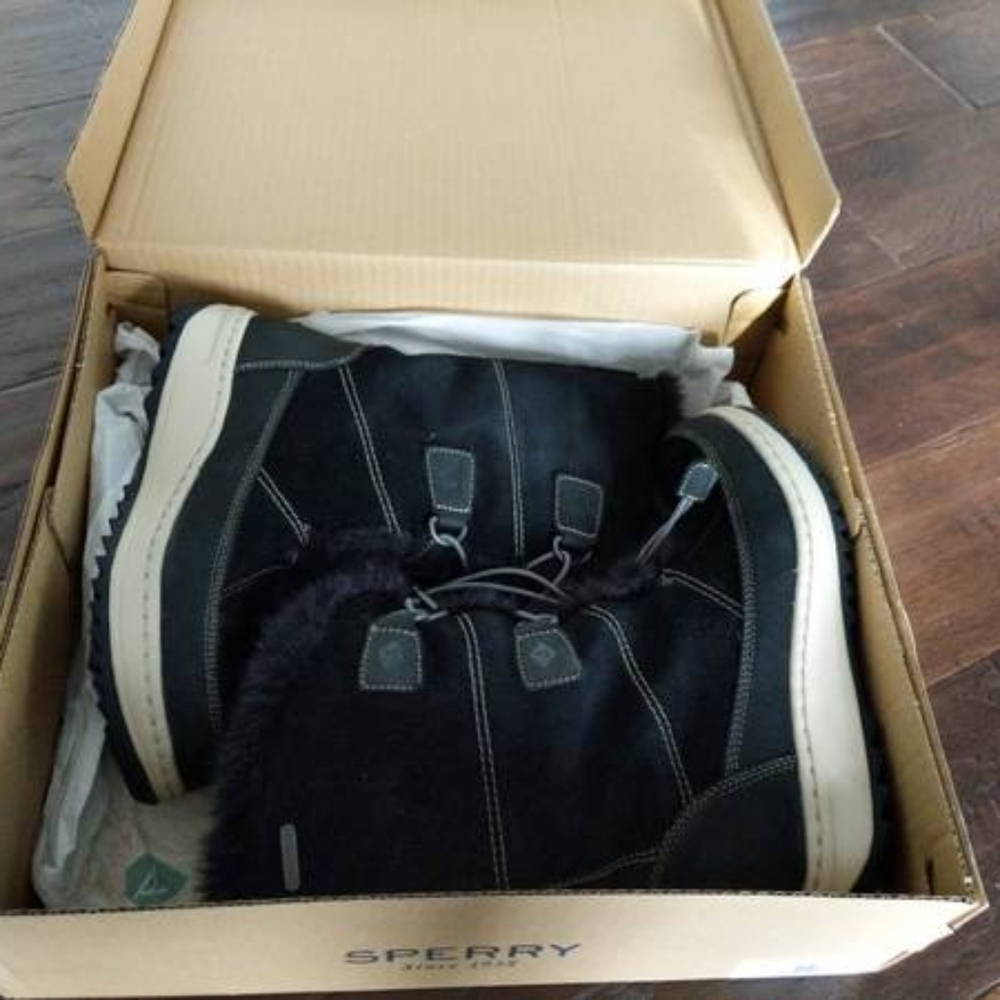 Sperry Snow Boots